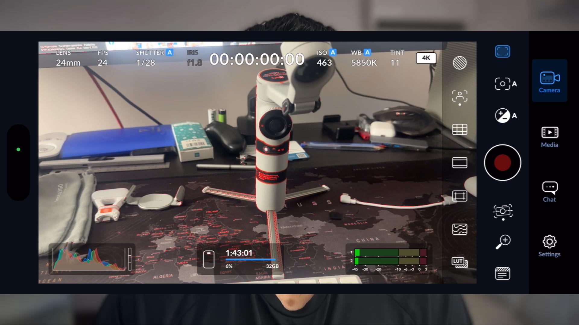 Intégration native avec l'application Blackmagic Camera sur iPhone