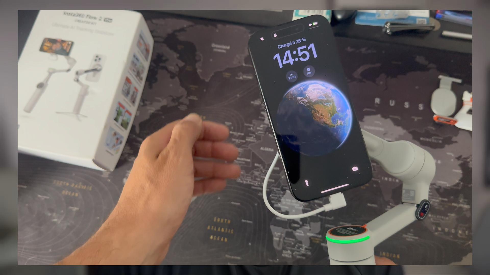 Fonction powerbank intégrée de l'Insta360 Flow 2 Pro